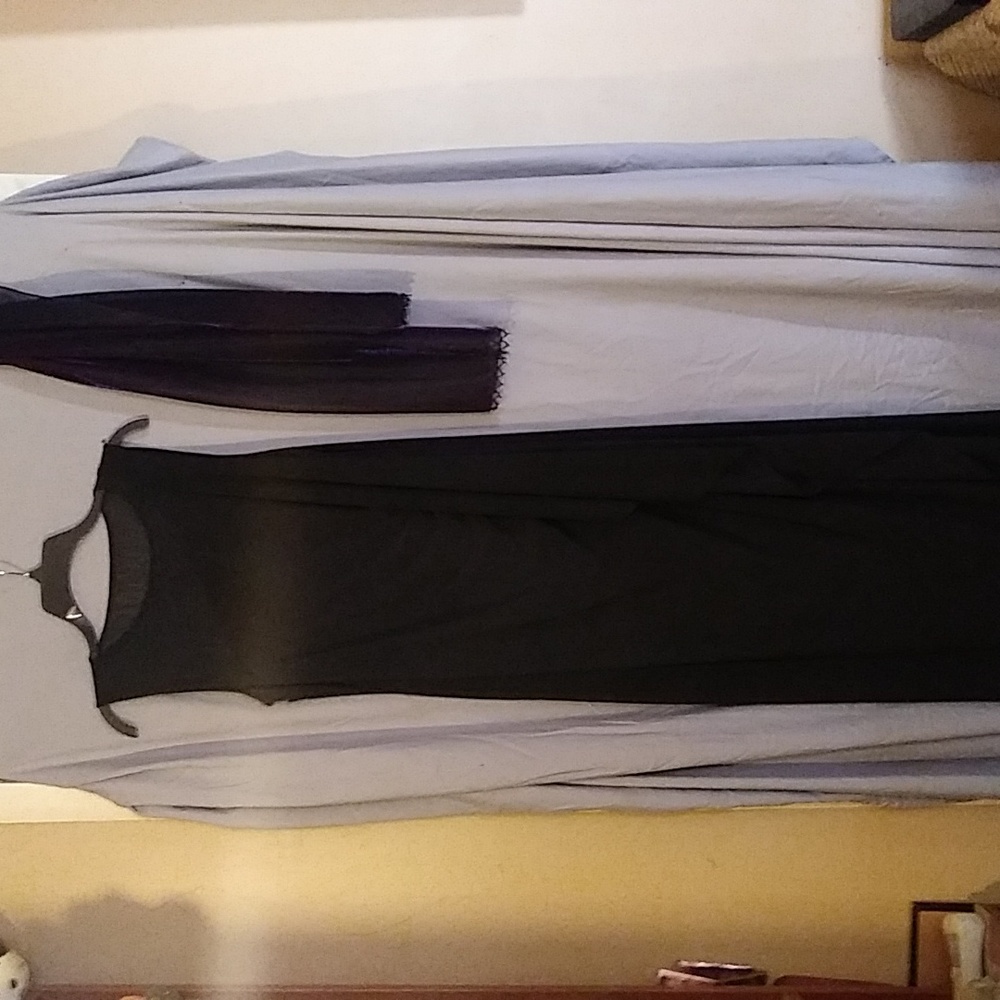 Long black dress with a purplish scarf